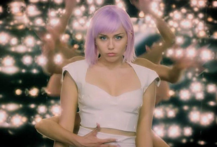 In the fifth season of "BlackMirror" gave a guest performance to superstar Miley Cyrus.