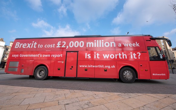 February 22, 2018 - Bristol, Bristol, UK - Bristol, UK. The &#039;&#039;Brexit: Is it worth it?&#039;&#039; bus tour visits Bristol on the second day of a national tour, together with a &#039;&#039;Bo ...