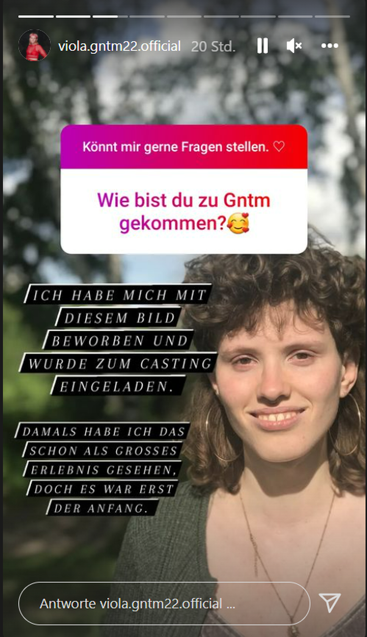 "In dieses Business möchte ich so ungefähr seit Juni, da habe ich mich hier angemeldet", erzählte Viola in der ersten Folge.
