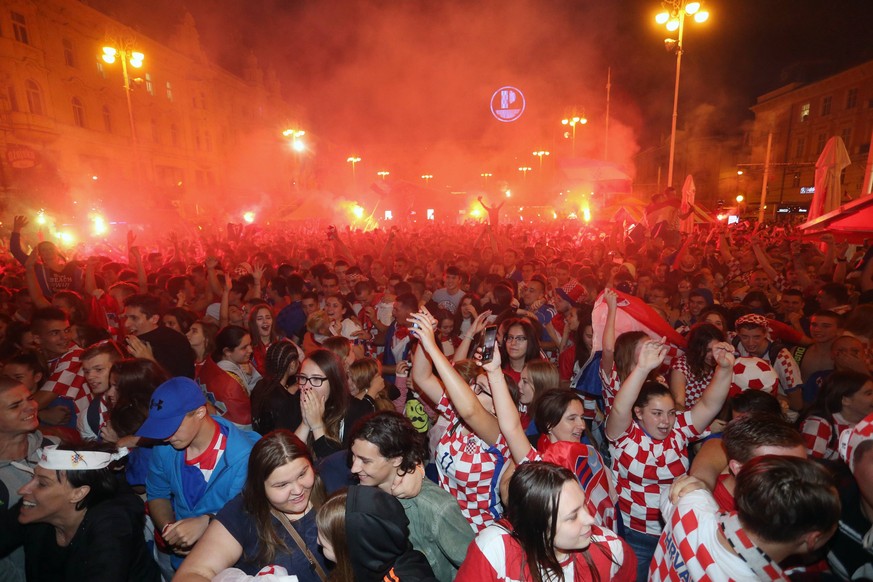 Celebrations in Croatia 11.07.2018., Croatia, Split - Celebration after the victory over England and placing Croatia in the World Cup finals PUBLICATIONxINxGERxSUIxAUTxHUNxONLY DaliborxUrukalovic/PIXS ...