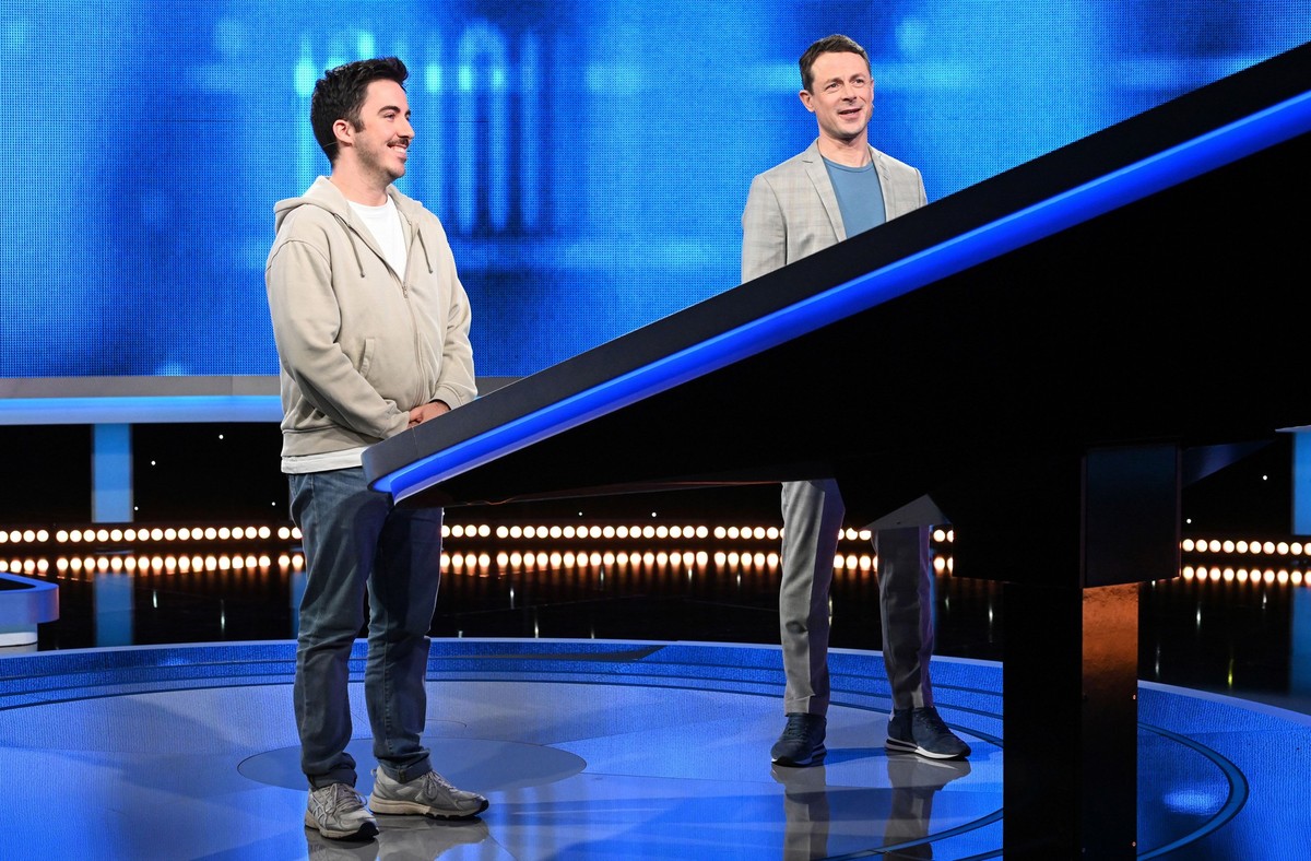 ARD GEFRAGT - GEJAGT FOLGE 745, "Alexander Bommes präsentiert beliebtes Quizformat", am Mittwoch (22.05.24) um 18:00 Uhr im ERSTEN.
Moderator Alexander Bommes (r.) mit dem Kandidaten Frances ...