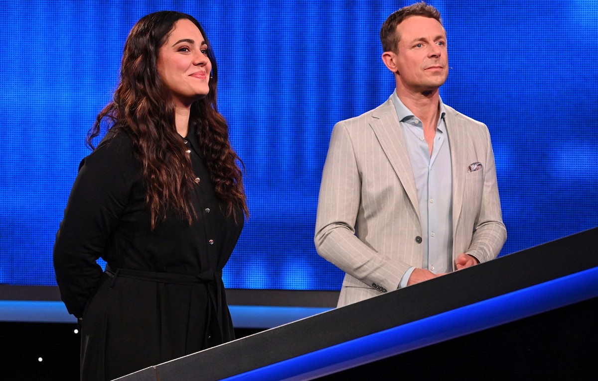 ARD/NDR GEFRAGT - GEJAGT, &quot;Quiz-Marathon mit Alexander Bommes&quot;, am Samstag (10.05.25) um 20:15 Uhr im ERSTEN.
Nilam Farooq und Alexander Bommes.
© NDR/ARD/Uwe Ernst, honorarfrei - Verwendung ...