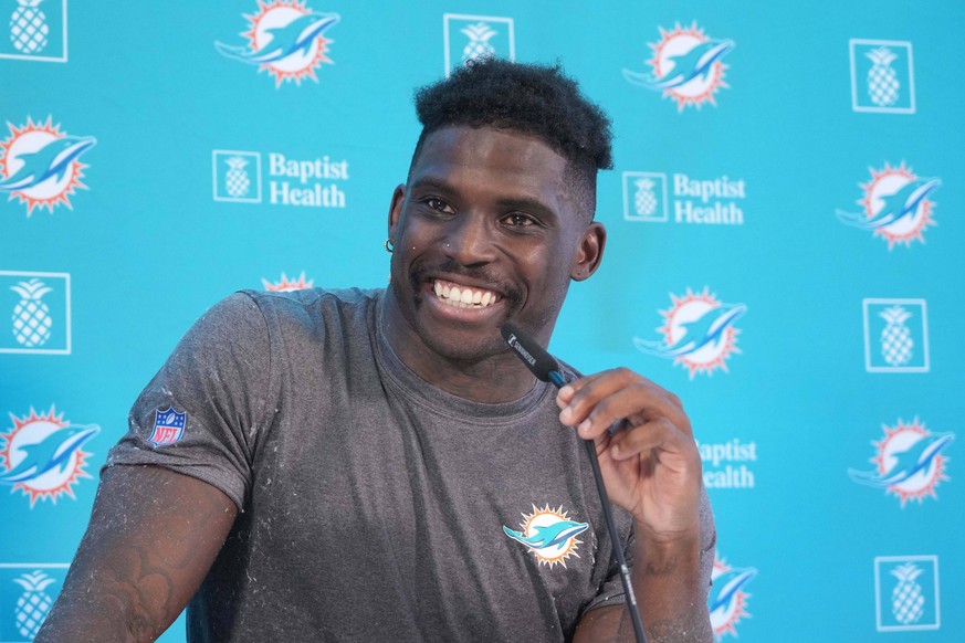 NFL, American Football Herren, USA Frankfurt Games-Miami Dolphins Practice Nov 2, 2023 Frankfurt, Germany Miami Dolphins wide receiver Tyreek Hill at press conference, PK, Pressekonferenz at the PSD B ...