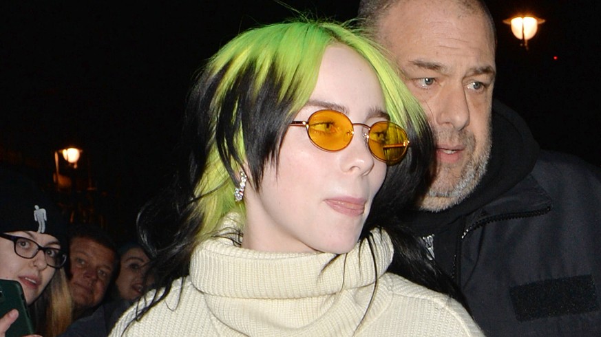 American Singer Billie Eilish leaving BBC Studios in Central London, UK. FEBRUARY 19th 2020 PUBLICATIONxINxGERxSUIxAUTxHUNxONLY LTNx20505