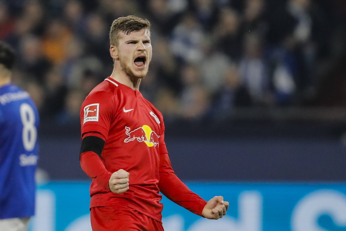 Gelsenkirchen, Germany, Veltins-Arena, 22th Feb 2020: Timo Werner of Leipzig celebrates scoring the 2:0 goal during the first Bundesliga match FC Schalke 04 vs. RB Leipzig in the season 2019/2020. DFL ...