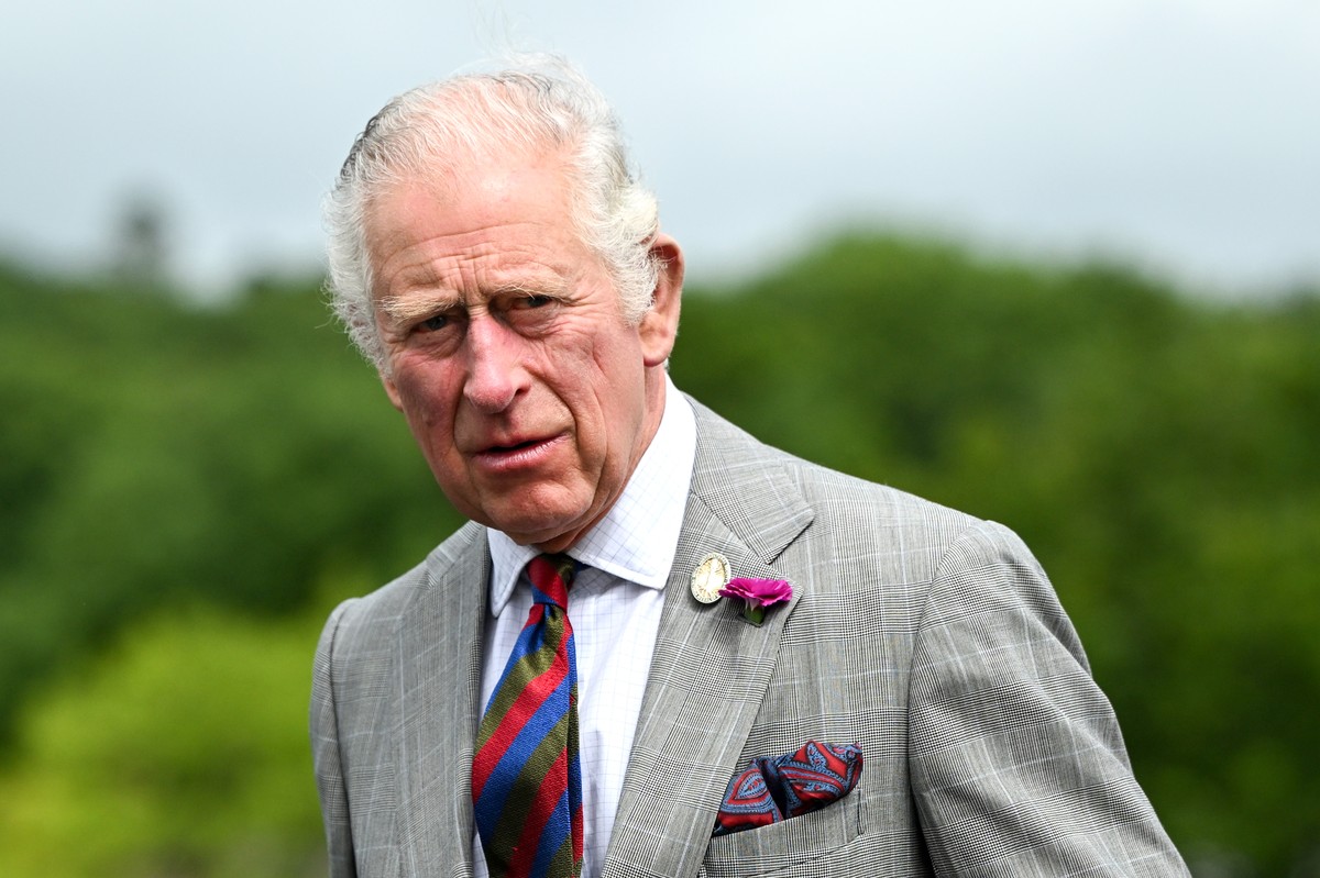 06.07.2022, Gro�britannien, Llanarthne: Charles, Prinz von Wales und Schirmherr des Nationalen Botanischen Gartens von Wales, besucht die Botanischen G�rten von Middleton Hall. Foto: Matthew Horwood/P ...
