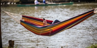 So unerträglich lümmeln sich Menschen bei schönem Wetter