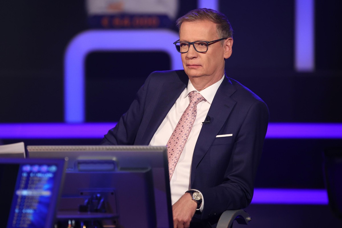 Moderator Günther Jauch

Die Verwendung des sendungsbezogenen Materials ist nur mit dem Hinweis und Verlinkung auf TVNOW gestattet.