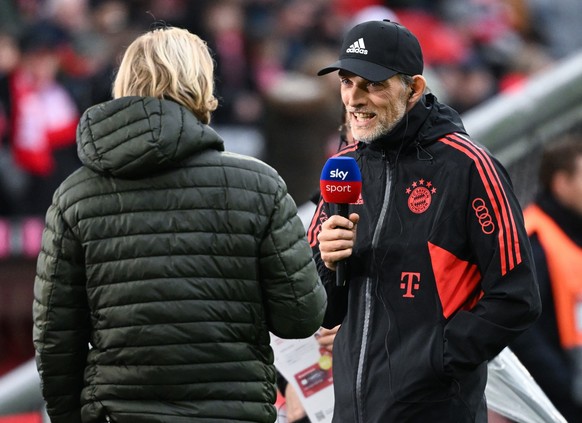 15.04.2023, Bayern, München: Fußball: Bundesliga, Bayern München - TSG 1899 Hoffenheim, 28. Spieltag in der Allianz Arena. Trainer Thomas Tuchel von München gibnt vor dem Spiel ein Interview. Foto: Sv ...