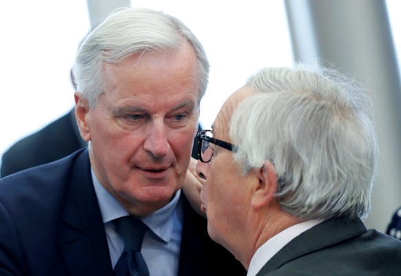 European Union&#039;s Brexit negotiator Michel Barnier and EU Commission President Jean-Claude Juncker take part in the EU Commission&#039;s weekly college meeting in Brussels, Belgium, October 10, 20 ...