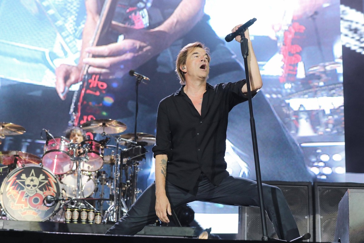 Die Toten Hosen, Saenger Campino, im Konzert live auf dem Flughafen Tempelhof, Berlin,, Berlin Deutschland, Germany *** the Dead Pants, Singers Campino, at Concert Live at the Airport Tempelhof, Berli ...