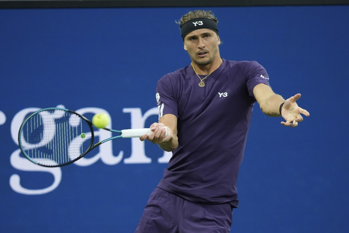 30.08.2025, USA, New York: Tennis: Grand Slam/ATP-Tour - US Open , Einzel, Herren, 3. Runde, Zverev (Deutschland) - Auger-Aliassime (Kanada), Alexander Zverev in Aktion. Foto: Pamela Smith/FR172156 AP ...