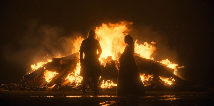 König Viserys I. (Paddy Considine) gießt mit jeder seiner Entscheidungen mehr Öl ins Feuer.