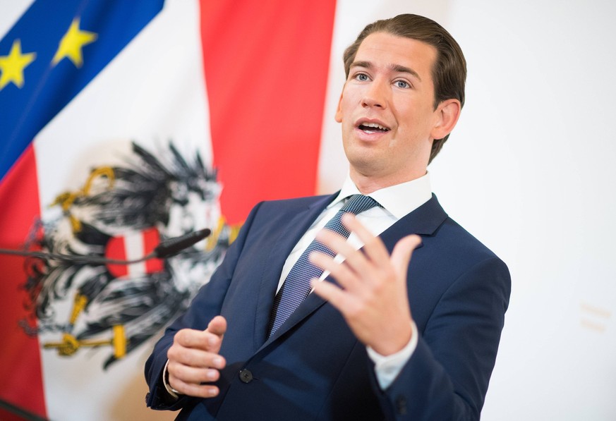 Wien 16.05.2019, Bundeskanzleramt, Wien, AUT, Bundesregierung, Pressekonferenz zum Thema Mindestpensionen, im Bild Bundeskanzler Sebastian Kurz (OeVP) // Austrian Federal Chancellor Sebastian Kurz dur ...