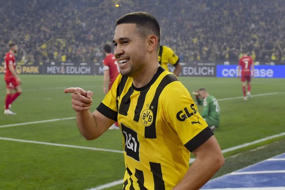 Raphael Guerreiro 13, Borussia Dortmund jubelt nach dem Tor zum 1:0 18.03.2023 Fussball, 1. Bundesliga, Borussia Dortmund vs 1. FC Koeln , Signal Iduna Park, Dortmund, NRW Germany *** Raphael Guerreir ...