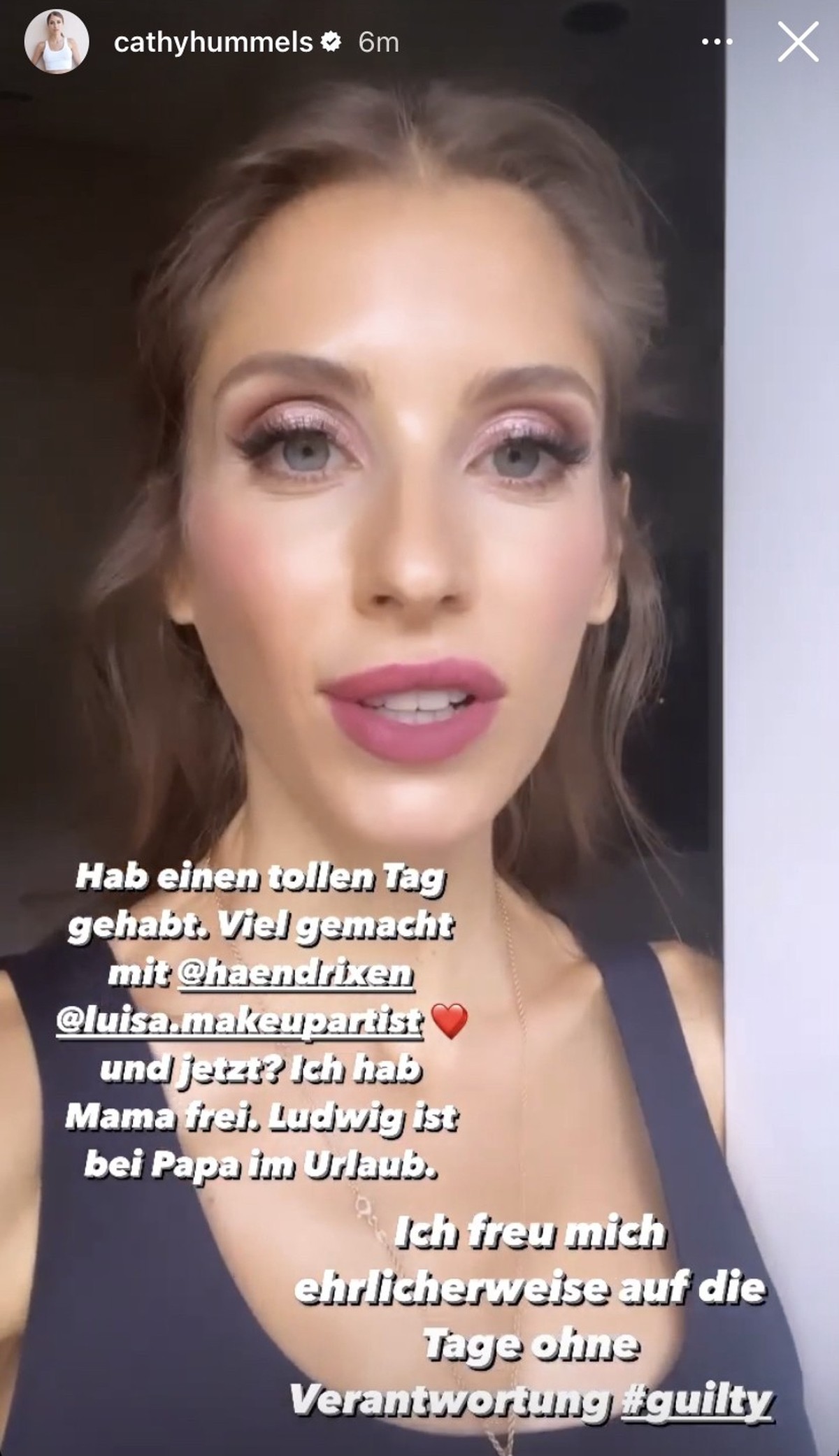 Cathy Hummels freut sich, dass sie in den kommenden Tagen keine Verantwortung übernehmen muss.