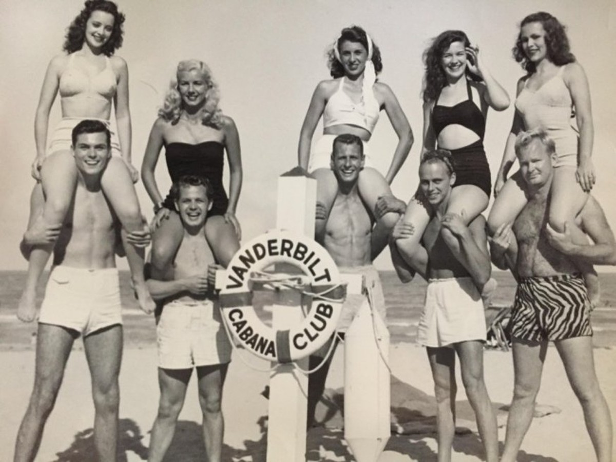 &quot;Mein Opa (ganz links) mit Freunden und ‹Babes› ... in den Vierzigern&quot; von reddit-user fezzi123