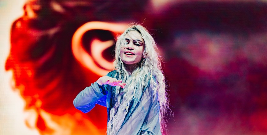 INDIO, CALIFORNIA - APRIL 13: (FOR EDITORIAL USE ONLY) Grimes performs at the Sahara Stage at the 2024 Coachella Valley Music And Arts Festival - Weekend 1 - Day 2 at Empire Polo Club on April 13, 202 ...