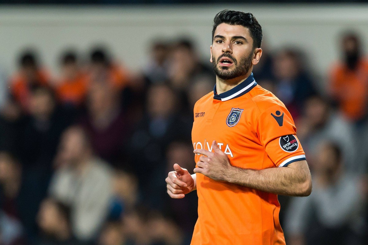 Serdar Tasci of Istanbul Medipol Basaksehir during the Turkish Spor Toto Super Lig match between Medipol Basaksehir FK and Fenerbahce AS at the Recep Fatih Terim stadium on March 09, 2019 in Istanbul, ...