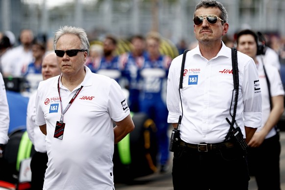 Formula 1 2022: Miami GP MIAMI INTERNATIONAL AUTODROME, UNITED STATES OF AMERICA - MAY 08: Gene Haas, Owner and Founder, Haas F1, and Guenther Steiner, Team Principal, Haas F1, on the grid during the  ...