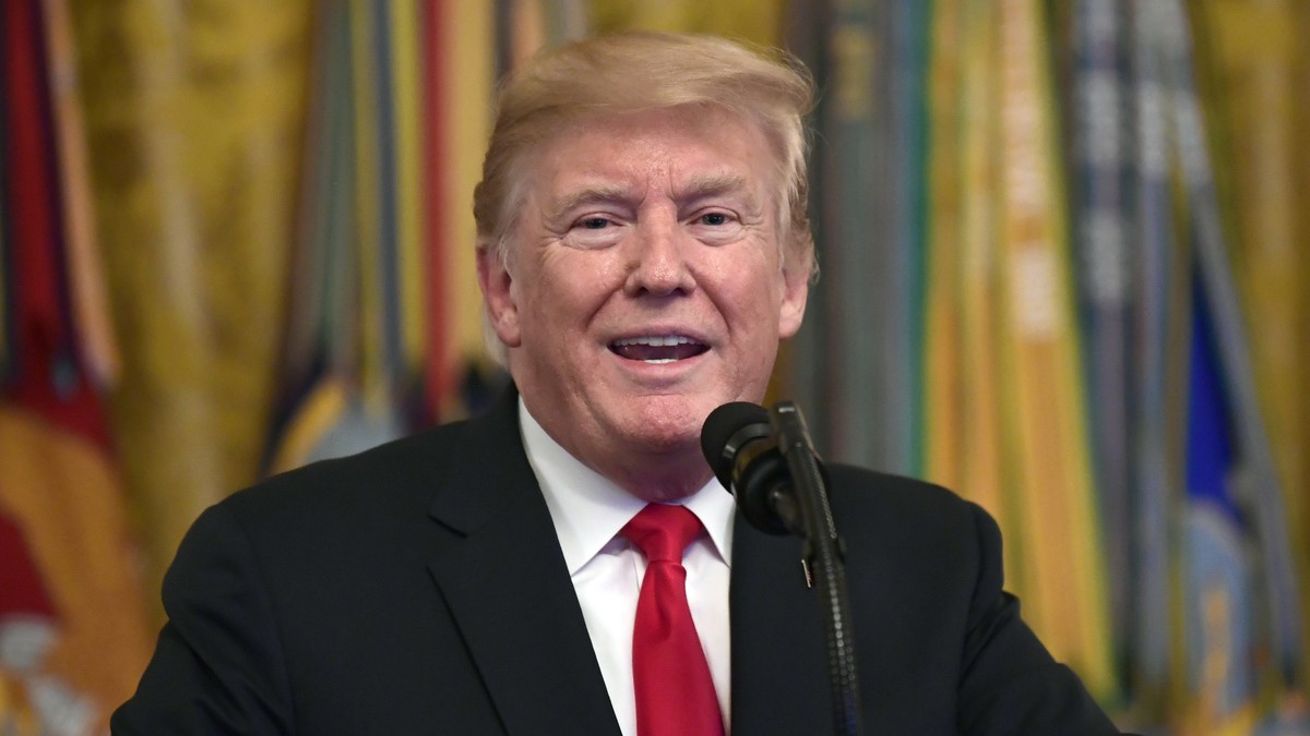 Das Darf Nicht Fehlen Trump Verlangt Rücktritt Des Intel Chefs Wegen China - jsgf1xl