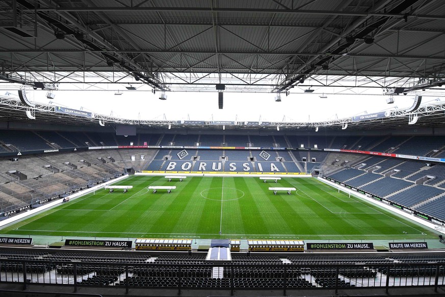 Unter anderem das Spiel zwischen Gladbach und Köln wird ohne Zuschauer ausgetragen.