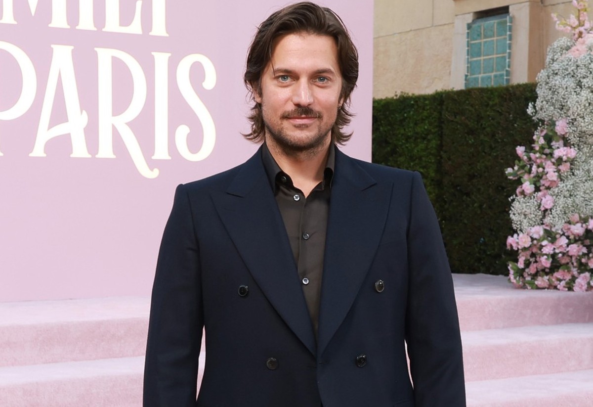 LOS ANGELES, CALIFORNIA - AUGUST 14: Lucas Bravo attends the Emily In Paris Season 4 Part 1 LA Premiere at The Egyptian Theatre Hollywood on August 14, 2024 in Los Angeles, California. (Photo by Matt  ...