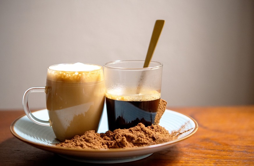 ILLUSTRATION - Ein Kaffee-Ersatz ohne Koffein kann auch aus ger