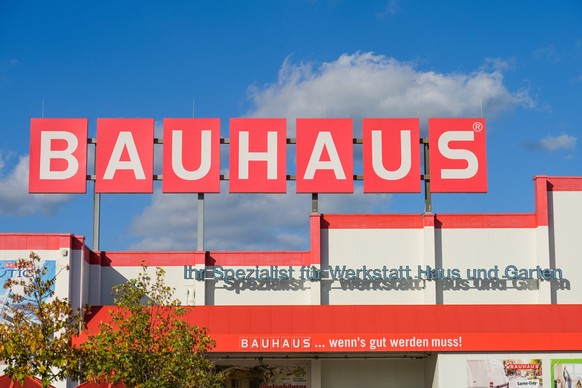 Bauhaus Baumarkt, An den Freiheitswiesen, Spandau, Berlin, Deutschland *** Bauhaus Baumarkt, An den Freiheitswiesen, Spandau, Berlin, Germany