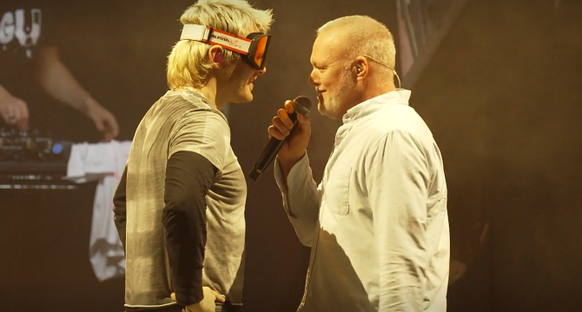Stefan Raab trat gemeinsam mit Ski Aggu bei dessen Konzert in Köln auf.