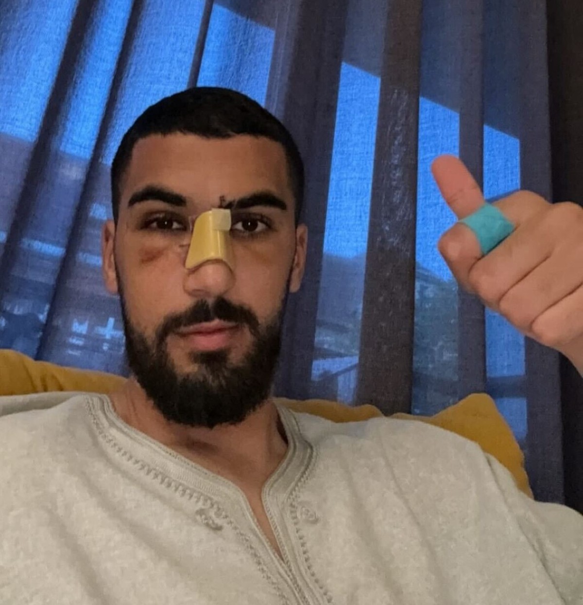 Via Instagram meldete sich Aymen Barkok erstmals nach dem brutalen Angriff.