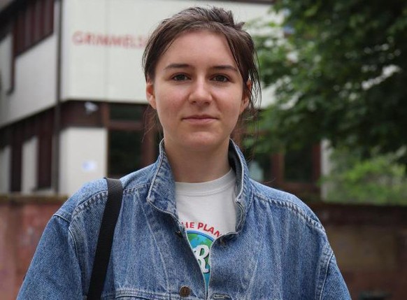Magdalena Hess (18) ist Studentin und bei Fridays for Future auf Bundesebene vor allem in den Bereichen Social Media und Grafik aktiv.