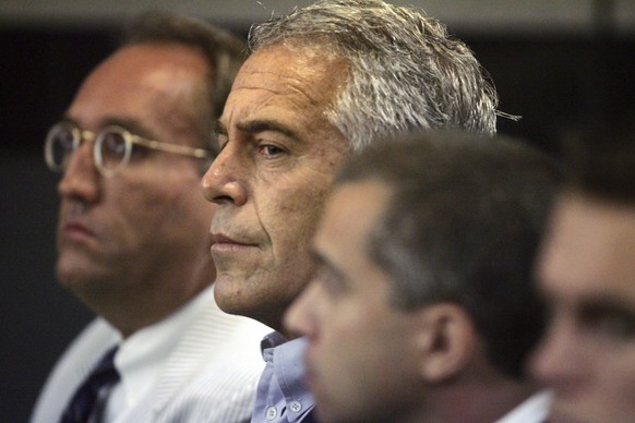 FILE - Jeffrey Epstein appears in court in West Palm Beach, Fla., July 30, 2008. Deutsche Bank has agreed to pay $75 million to settle a lawsuit, Thursday, May 18, 2023, claiming that the German lende ...