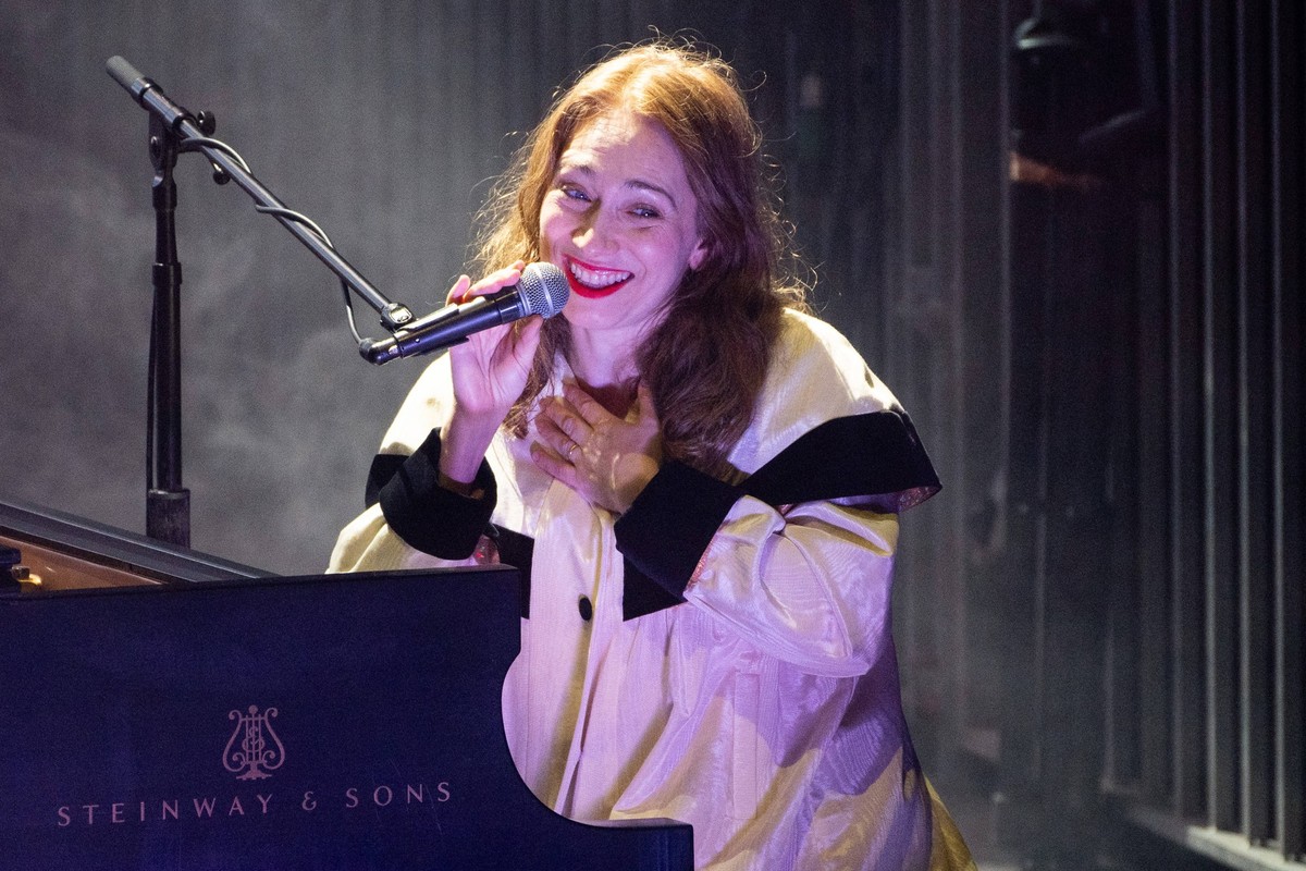 NYC Jewish Community October 7th One Year Later Commemoration Regina Spektor singing at a One Year Later commemoration organized by the New York Jewish commemoration one year after the October 7, 2023 ...