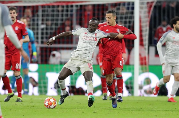 firo : 13.03.2019 Fuvüball,UEFA Champions League, CL, Saison 2018/2019, Achtelfinale, Rvºckspiel FC Bayern Mvºnchen - FC Liverpool, Sadio Mane, FC Liverpool, Liverpool, Thiago Alcantara, FC Bayern, Mv ...