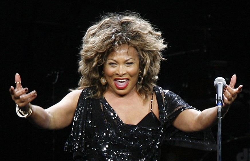 CORRECTS DAY OF DEATH TO WEDNESDAY - FILE - Tina Turner performs in a concert in Cologne, Germany on Jan. 14, 2009. Turner, the unstoppable singer and stage performer, died Wednesday, after a long ill ...