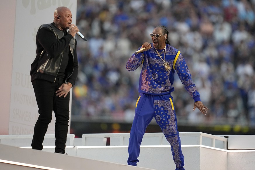 Dr. Dre, left, and Snoop Dogg perform during halftime of the NFL Super Bowl 56 football game between the Los Angeles Rams and the Cincinnati Bengals Sunday, Feb. 13, 2022, in Inglewood, Calif. (AP Pho ...