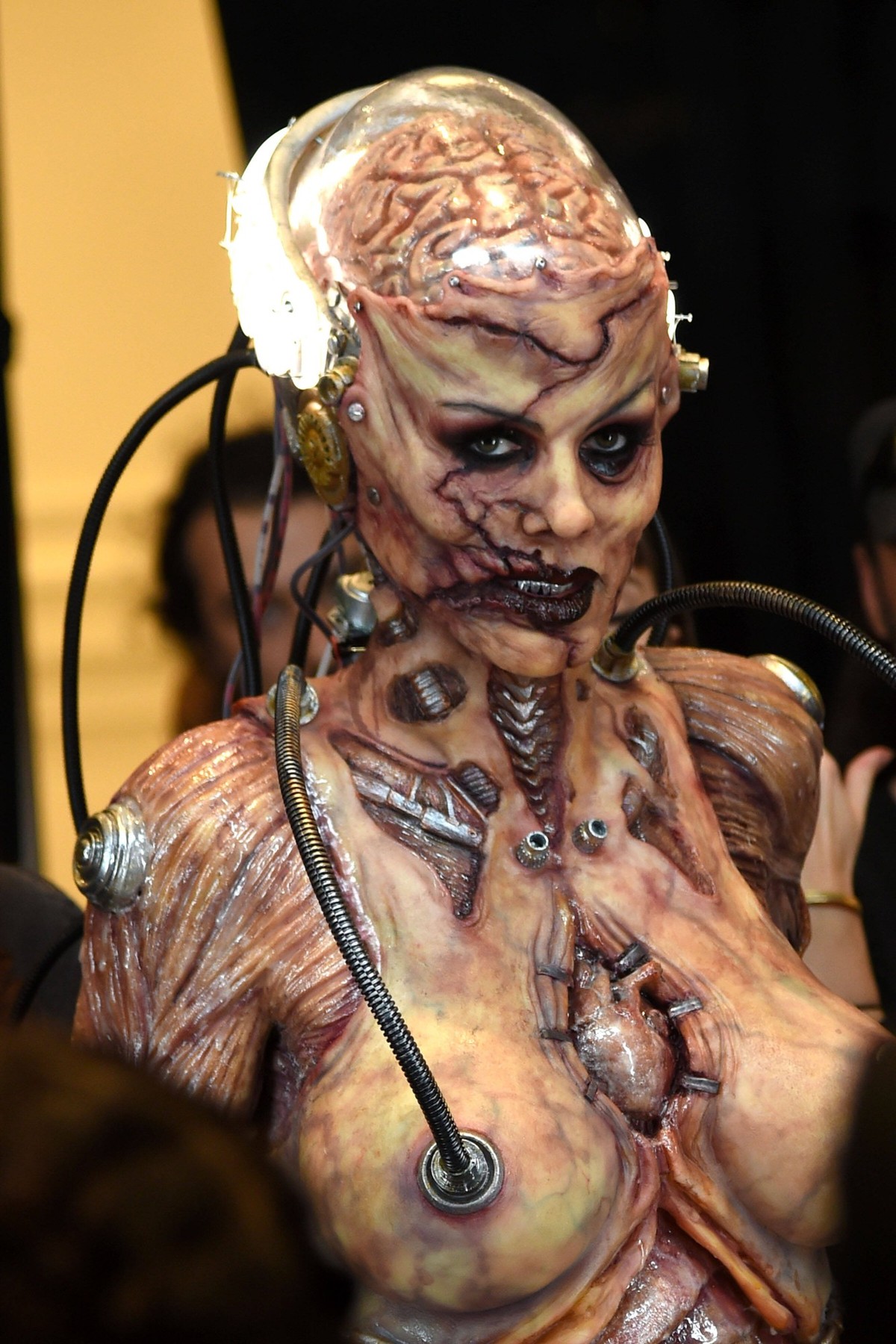 October 31, 2019, New York, NY, USA: October 31, 2019 New York City..Heidi Klum gets ready for Halloween In the window of Amazon on October 31, 2019 in New York City. New York USA *** October 31, 2019 ...