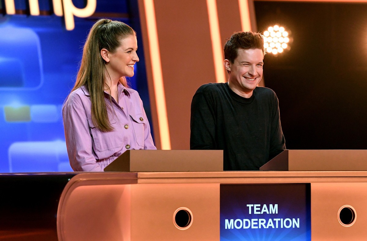 ARD QUIZDUELL-OLYMP, FOLGE 464, &quot;mit Esther Sedlaczek&quot;, am Freitag (01.03.24) um 18:50 Uhr im ERSTEN.
Die Kandidaten des Teams &quot;Moderation&quot;: Jennifer Sieglar (l.) und Tim Schreder  ...