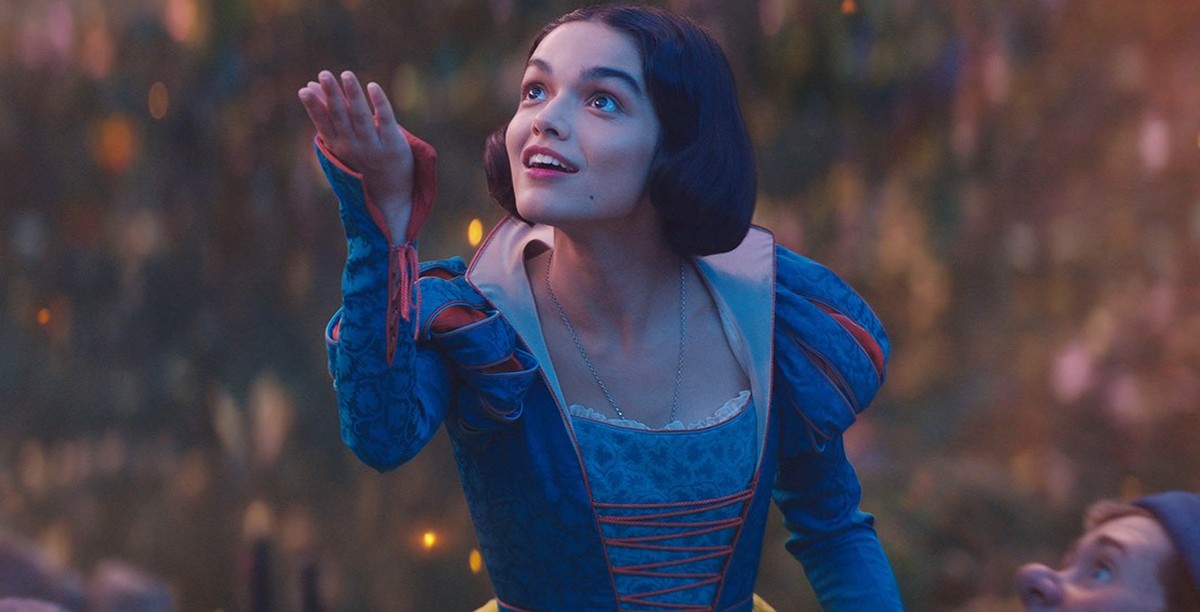 Rachel Zegler as Snow White in DISNEY&#039;s live-action SNOW WHITE. Photo courtesy of Disney. © 2024 Disney Enterprises, Inc. All Rights Reserved.D