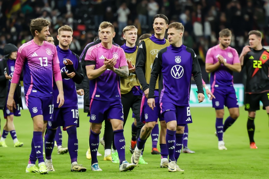 ARCHIV - 26.03.2024, Hessen, Frankfurt/Main: Fu�ball: L�nderspiele, Deutschland - Niederlande, Deutsche Bank Park. Deutschlands Spieler um Thomas M�ller (l-r), Maximilian Mittelst�dt, Toni Kroos, Josh ...