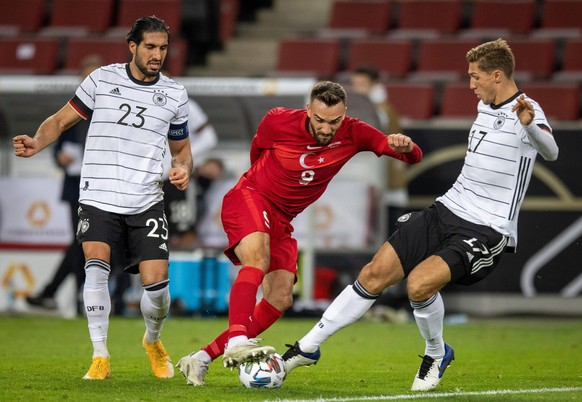 Kenan Karaman TK, Emre Can und Niklas Stark Deutschland Deutschland - Türkei DFB Nationalmannschaft 07.10.2020, Fussball, 1. Bundesliga, Saison 2020/21 Foto: Moritz Müller Only for Editorial use *** K ...