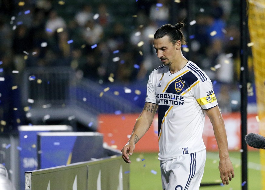 September 21, 2019, Los Angeles, California, U.S: LA Galaxy forward Zlatan Ibrahimovic 9 walks off the field after the 2019 Major League Soccer MLS, Fussball Herren, USA match between LA Galaxy and Mo ...