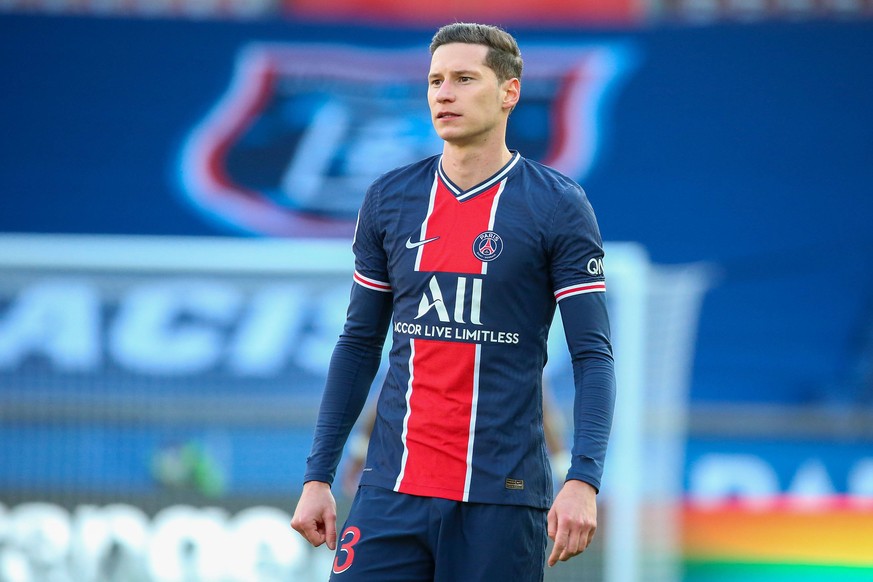 04.04.2021 Paris La Ligue, Paris Saint Germain - OSC Lille v.l., Julian Draxler Paris Saint-Germain Foto: Antonio Borga *** 04 04 2021 Paris La Ligue, Paris Saint Germain OSC Lille v l , Julian Draxle ...