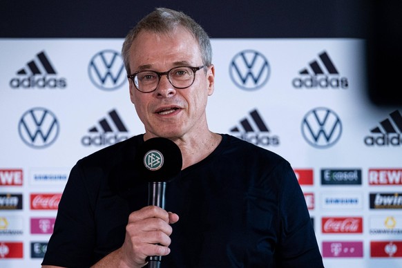 Medien Get-together, mit Bundestrainer Hansi Flick und seinem Team, DFB-Campus, 10.08.2021 Peter Peters 1. DFB-Vizepraesident, Medien Get-together, mit Bundestrainer Hansi Flick und seinem Team, DFB-C ...