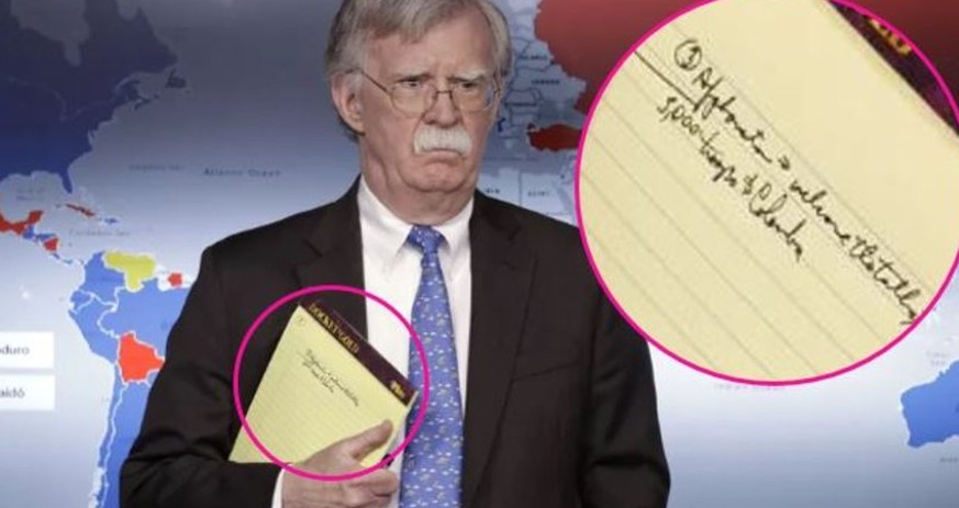 US-Militäreinsatz in Venezuela? Oder: Warum man vertrauliche Notizen besser verdeckt