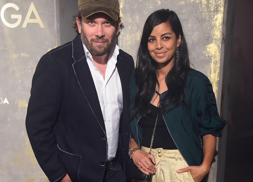 Christian Ulmen mit Ehefrau Collien Ulmen-Fernandes beim Launch der neuen OMEGA Damenuhr Tresor im Kraftwerk in Berlin am 02 .05.2018 *** Christian Ulmen with wife Collien Ulmen Fernandes at the launc ...