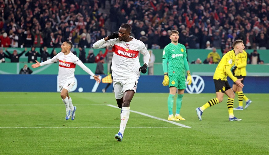 06.12.23 VfB Stuttgart - Borussia Dortmund Deutschland, Stuttgart, 06.12.2023, Fussball, DFB-Pokal, Achtelfinale, VfB Stuttgart - Borussia Dortmund: Serhou Guirassy VfB Stuttgart Jubel Tor 1:0 Guirass ...