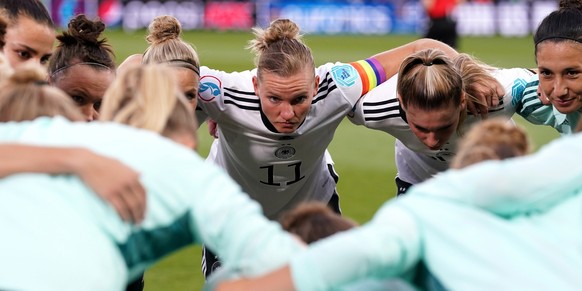 Das DFB-Team stimmt sich auf das Spiel gegen Frankreich ein.