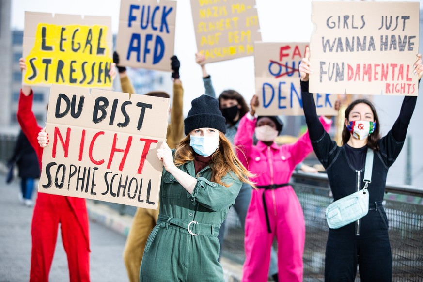 Ohne Protest wird sich nichts ändern: Die Radikalen Töchter geben Workshops für Aktionskunst.